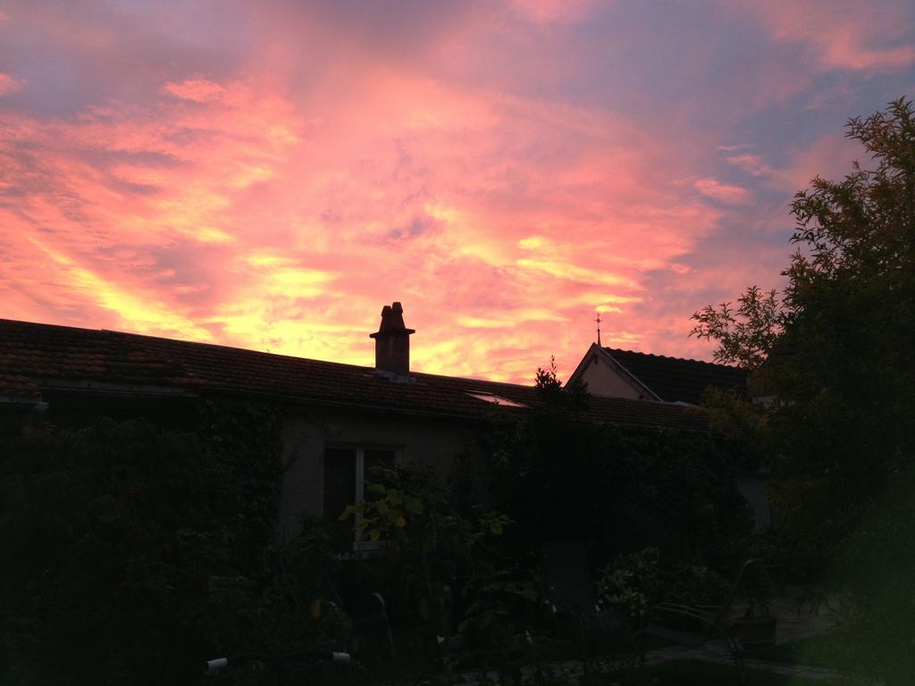 Comme A La Maison Bed & Breakfast Tours-sur-Marne Exterior photo